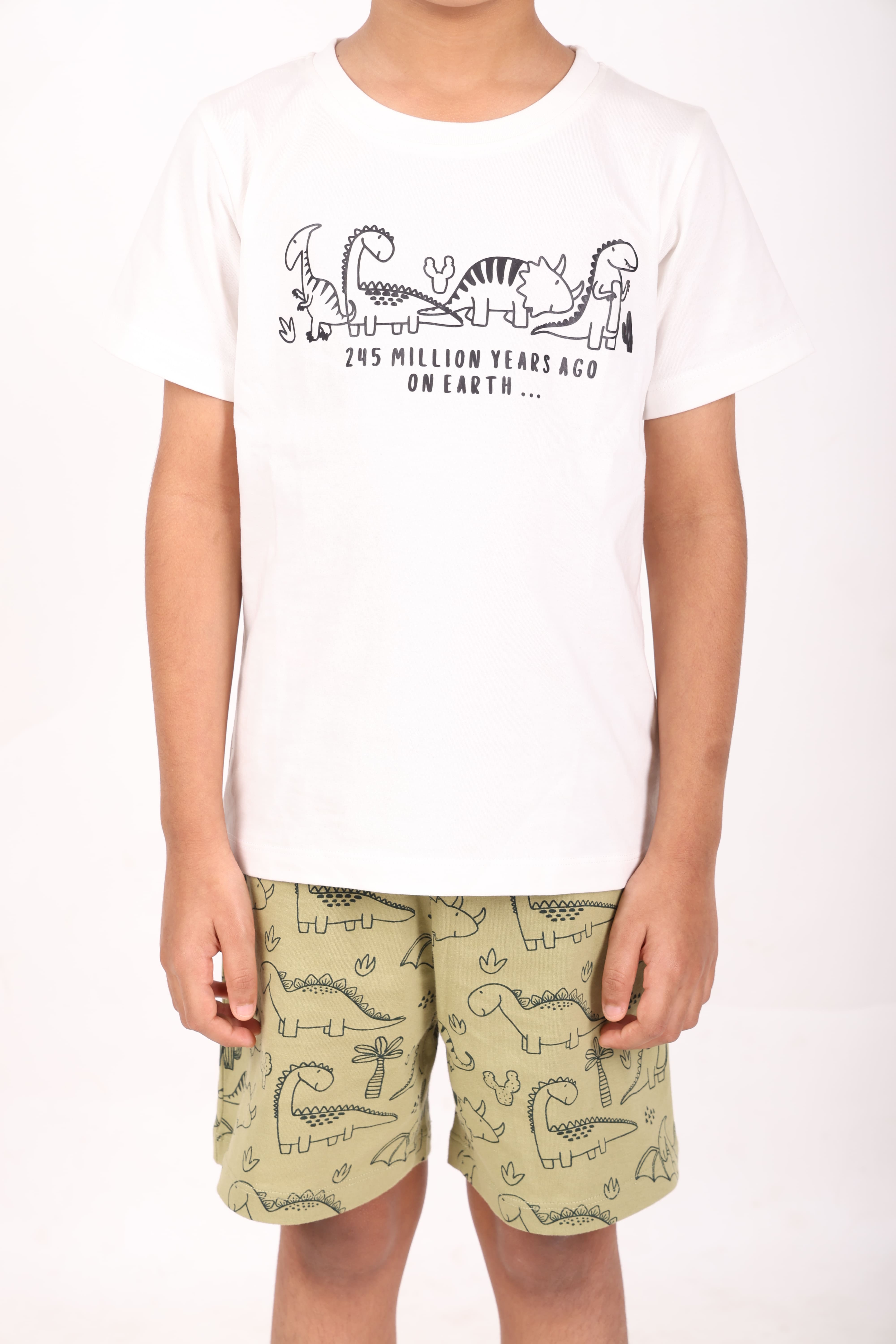 REBORN - Boys 2 piece T-Shirt & Short -set- Cream & Sage