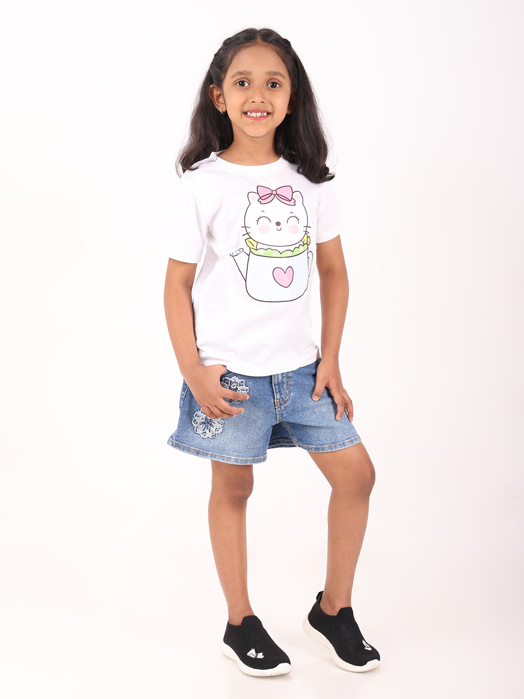 REBORN - Girls 1 piece chest printed T-shirt-White