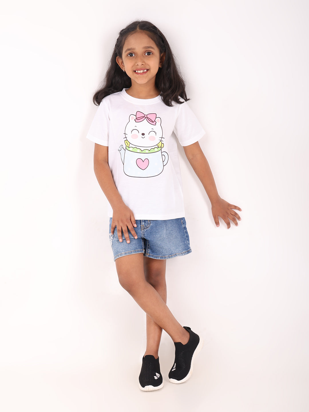 REBORN - Girls 1 piece chest printed T-shirt-White